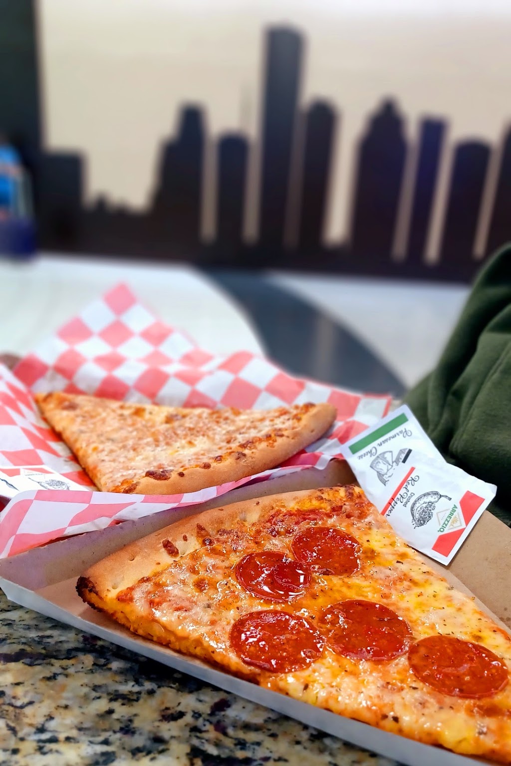 Pinks Pizza | restaurant | 7800 Airport Blvd, Houston, TX 77061, USA | 2812303498 OR +1 281-230-3498