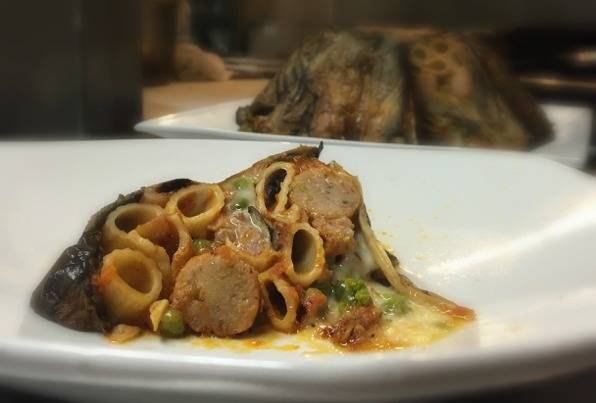 Deluca Pasta | restaurant | 225 Richmond St, El Segundo, CA 90245, USA | 3106407600 OR +1 310-640-7600