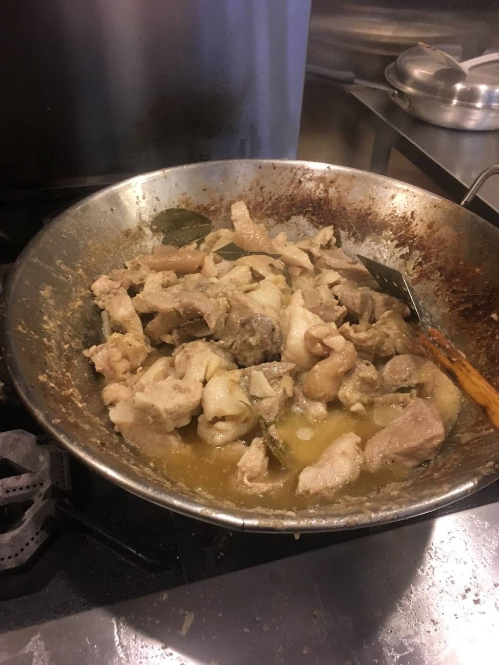 Juanitas restaurant breakfast & lunch | restaurant | 282 Hegenberger Rd, Oakland, CA 94621, USA | 5105862752 OR +1 510-586-2752