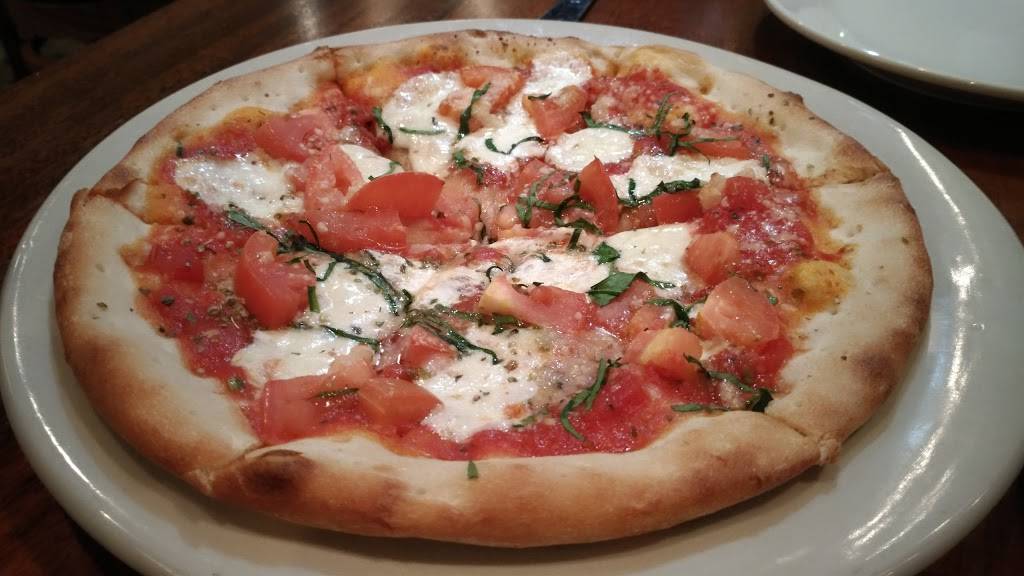 Vineyards Trattoria & Pizzeria | restaurant | 1405 Kiln Creek Pkwy, Newport News, VA 23602, USA | 7578740114 OR +1 757-874-0114