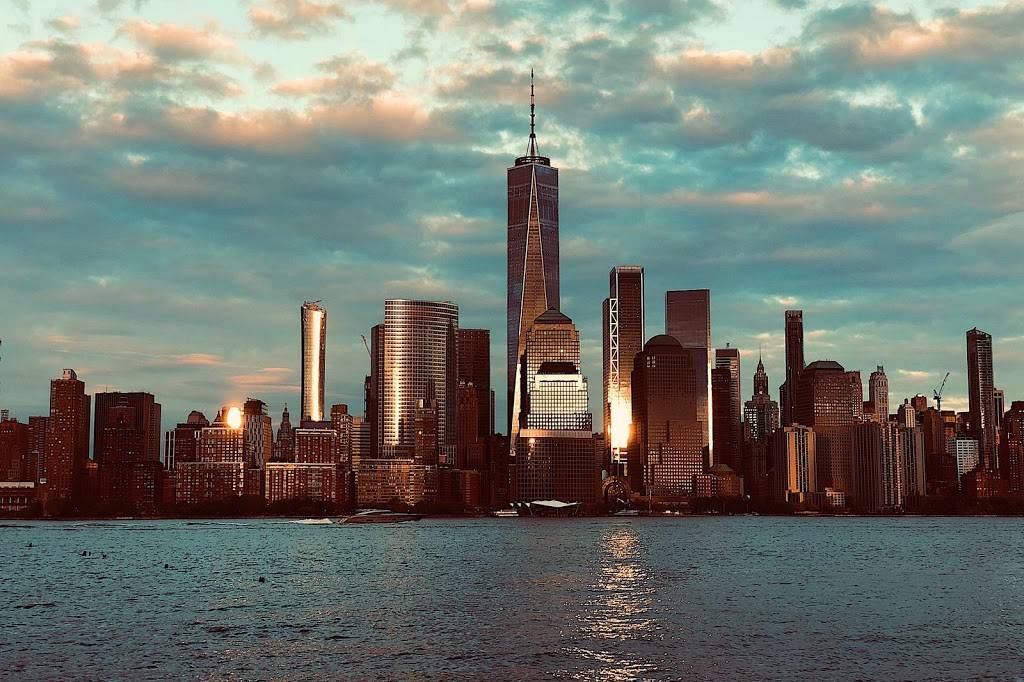 Lokal Eatery & Bar | restaurant | 2 2nd St, Jersey City, NJ 07302, USA | 2012226800 OR +1 201-222-6800