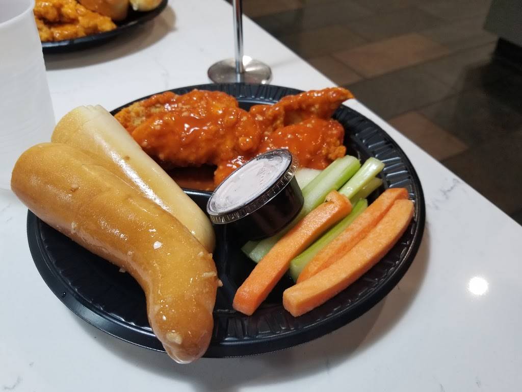 Epic Wings N Things | restaurant | 39650 Winchester Rd, Temecula, CA 92591, USA | 9516993336 OR +1 951-699-3336