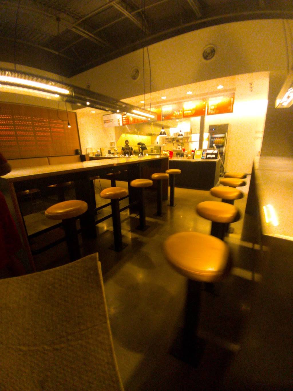 Chipotle Mexican Grill | restaurant | 721 S 4th St Ste 100, Waco, TX 76706, USA | 2547520001 OR +1 254-752-0001