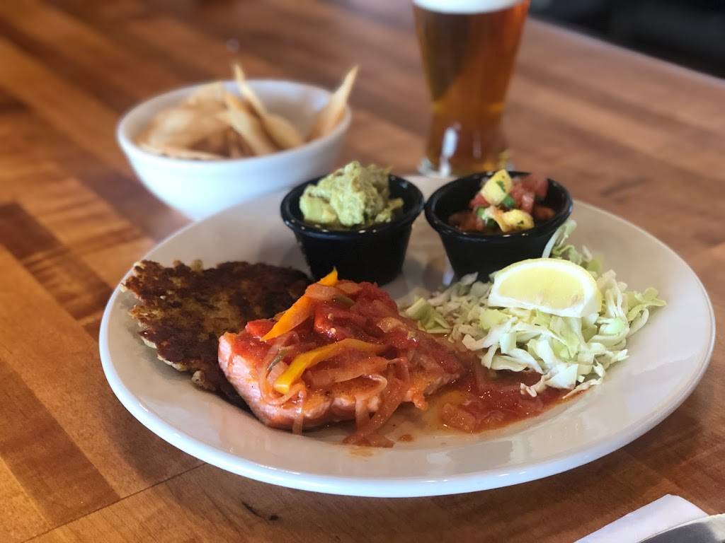 Goose & Chey’s | restaurant | 877 N Lake Blvd, Tahoe City, CA 96145, USA | 5308071003 OR +1 530-807-1003