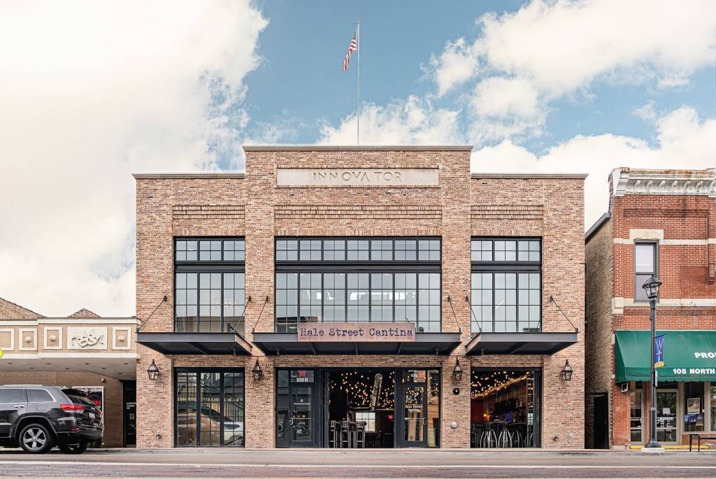 Hale Street Cantina | restaurant | 109 N Hale St, Wheaton, IL 60187, USA | 3317167141 OR +1 331-716-7141