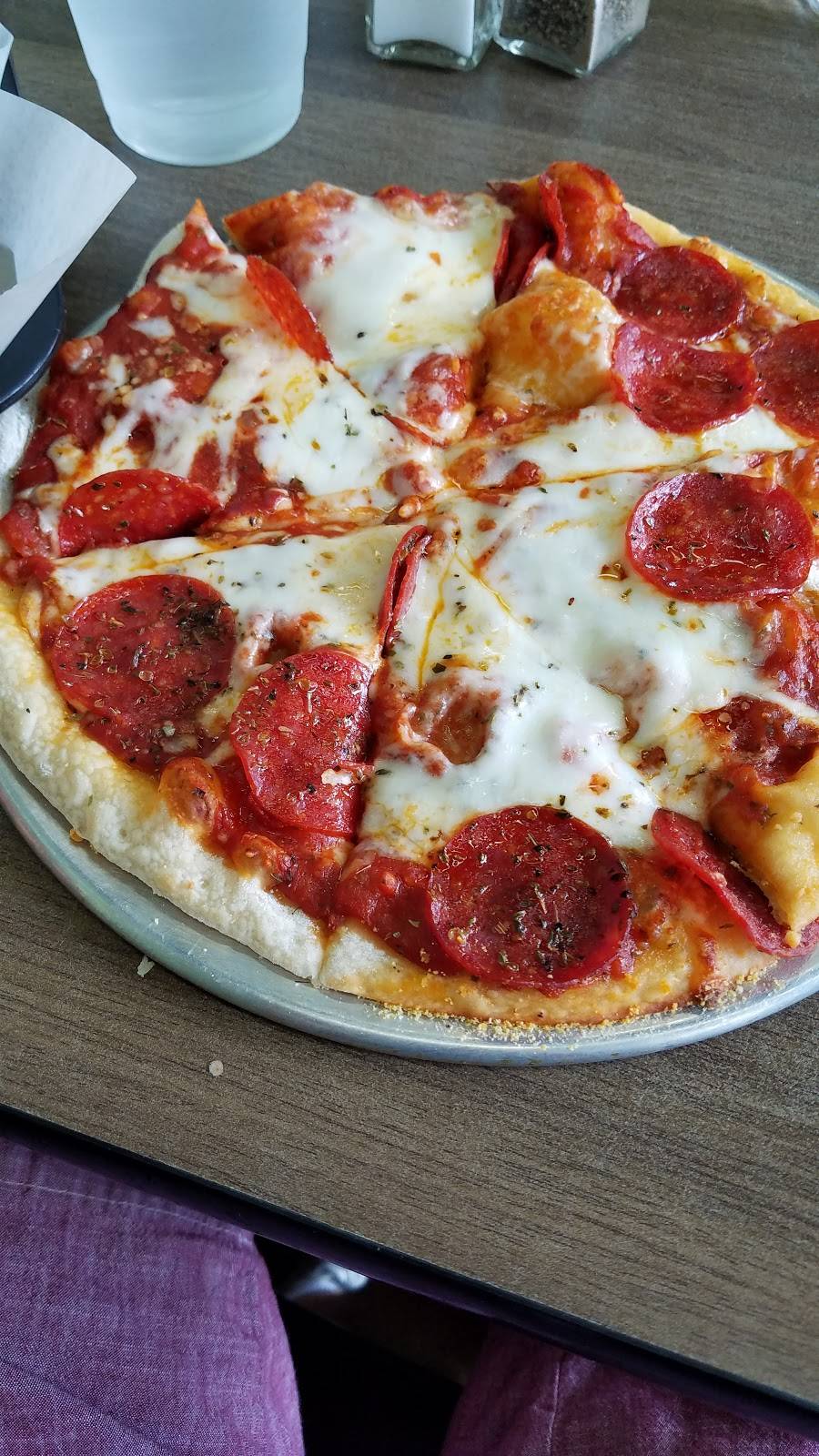 Finos Italian Deli & Catering | restaurant | 1853 Madison Ave, Memphis, TN 38104, USA | 9012723466 OR +1 901-272-3466