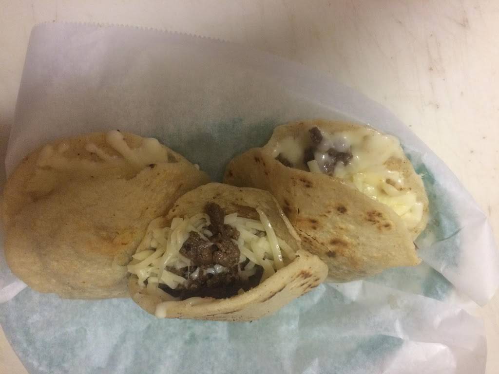 Taqueria La Veracruzana | restaurant | 1817 S Edgefield Ave, Dallas, TX 75224, USA | 2149433616 OR +1 214-943-3616