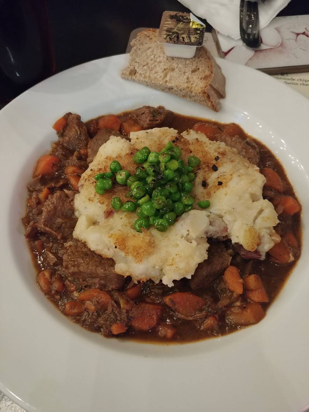 The Irish Hare Pub | restaurant | 4747 E Elliot Rd, Phoenix, AZ 85044, USA | 4807737788 OR +1 480-773-7788