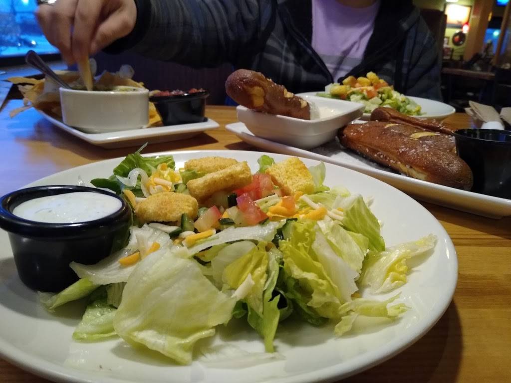 Applebees Grill + Bar | restaurant | 5265 Wadsworth Bypass, Arvada, CO 80002, USA | 3034211032 OR +1 303-421-1032