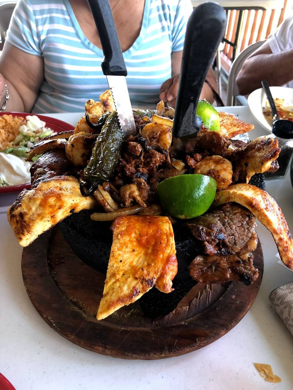 Los Magueys | restaurant | 8774 Dallas Acworth Hwy # C, Dallas, GA 30132, USA | 7709668600 OR +1 770-966-8600