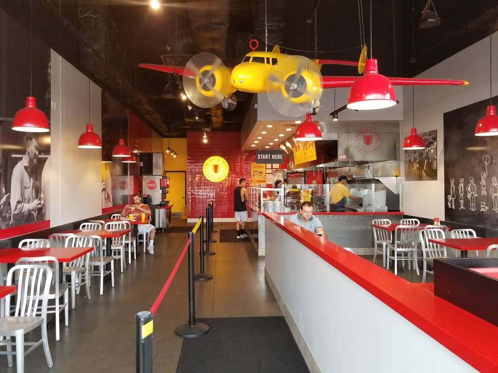 The Halal Guys | restaurant | 4 Teterboro Landing Drive, Teterboro, NJ 07608, USA | 2012882525 OR +1 201-288-2525