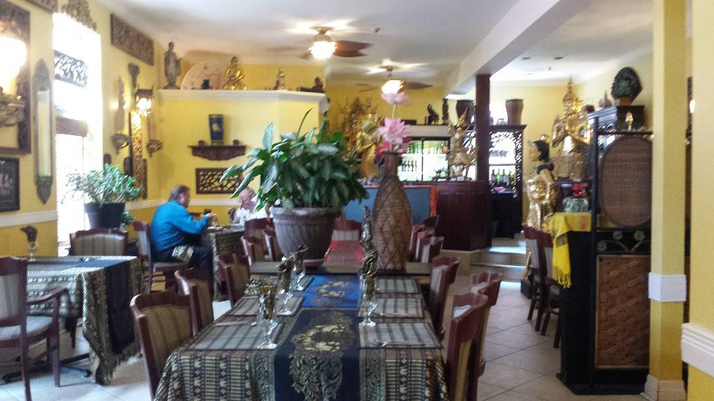 Bualai Taste of Thai | restaurant | 108 Walton St, Port Hope, ON L1A 1N3, Canada | 9058851300 OR +1 905-885-1300