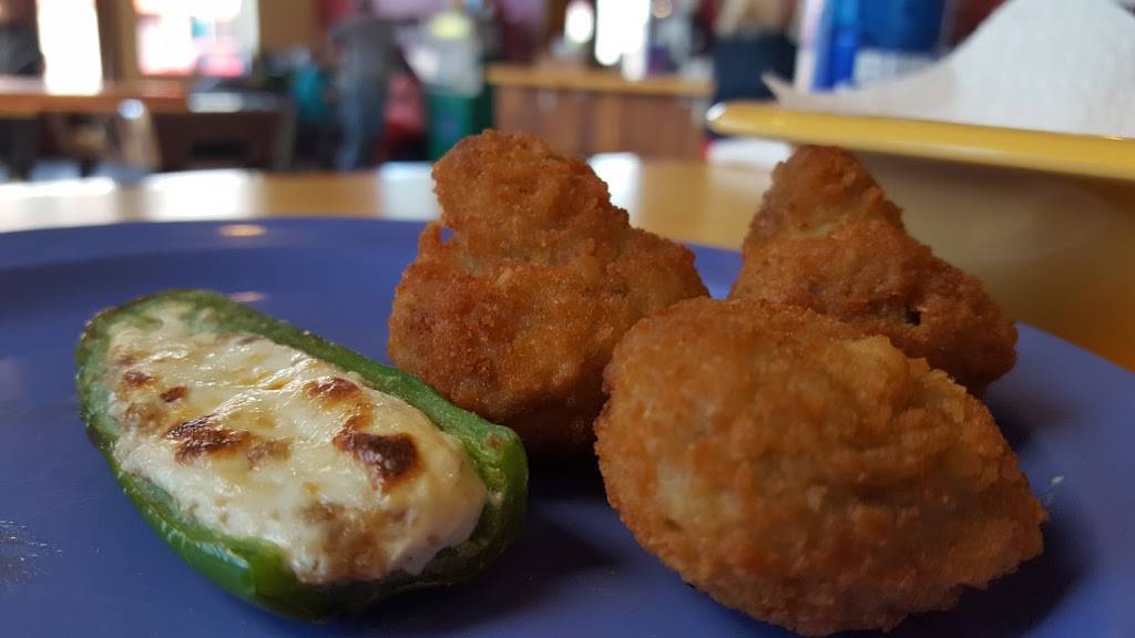 Hop n Pizza & Grinders | restaurant | 106 W Main St, Fennville, MI 49408, USA | 2695615400 OR +1 269-561-5400