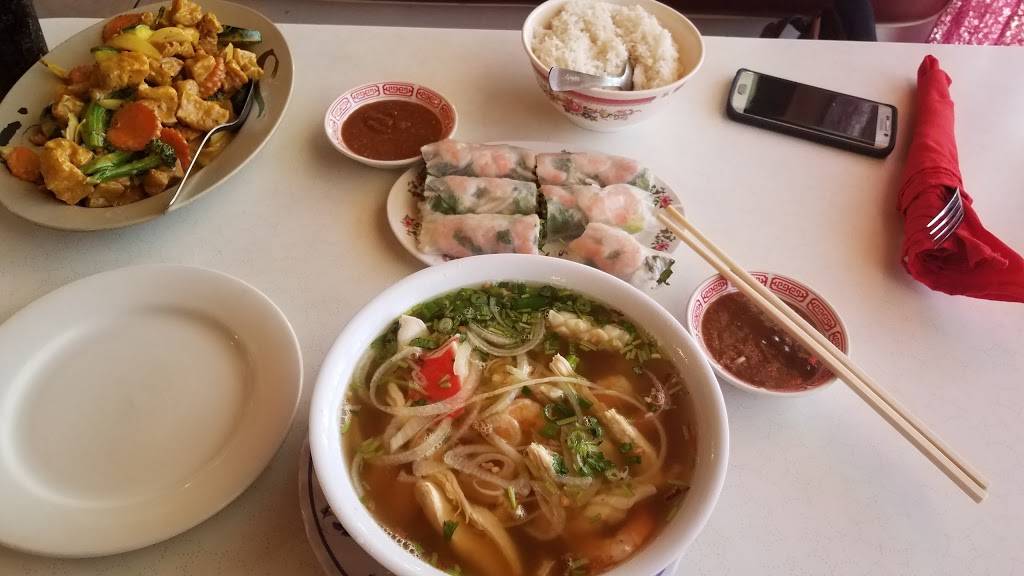 Rice Noodle | restaurant | 2836 Arden Way, Sacramento, CA 95825, USA | 9164813726 OR +1 916-481-3726