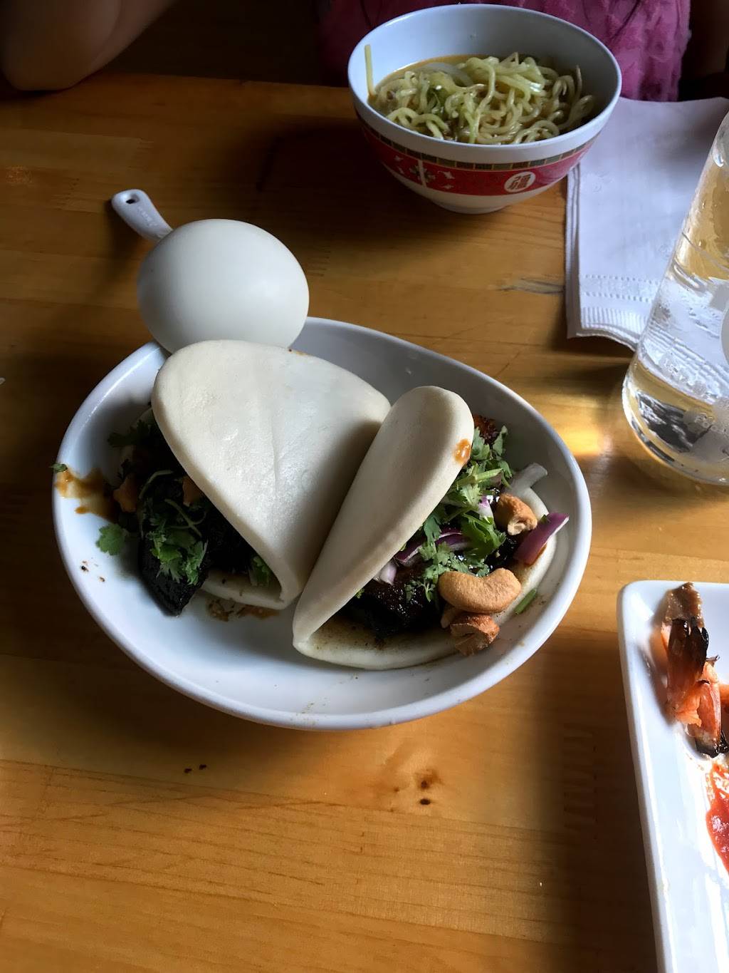 Foo Dog | restaurant | 1537 W Main St, Richmond, VA 23220, USA | 8043421800 OR +1 804-342-1800