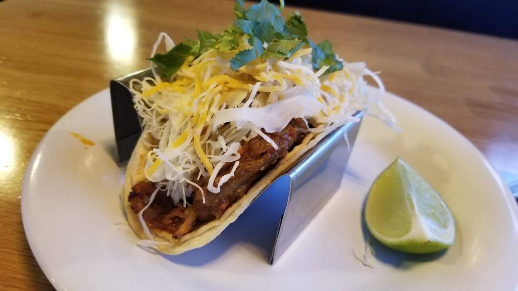 Wako Roll | restaurant | 2804 W Loop 340, Waco, TX 76711, USA | 2546629335 OR +1 254-662-9335