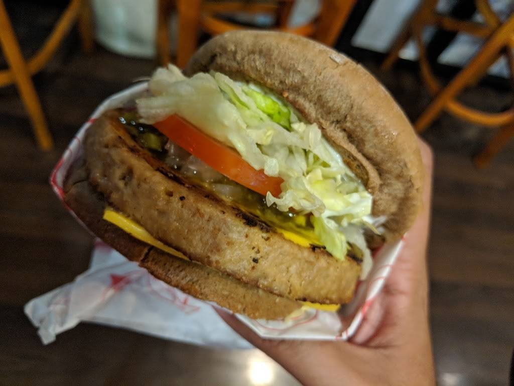 Fatburger | restaurant | 8500 W 3rd St, Los Angeles, CA 90048, USA | 3102898810 OR +1 310-289-8810