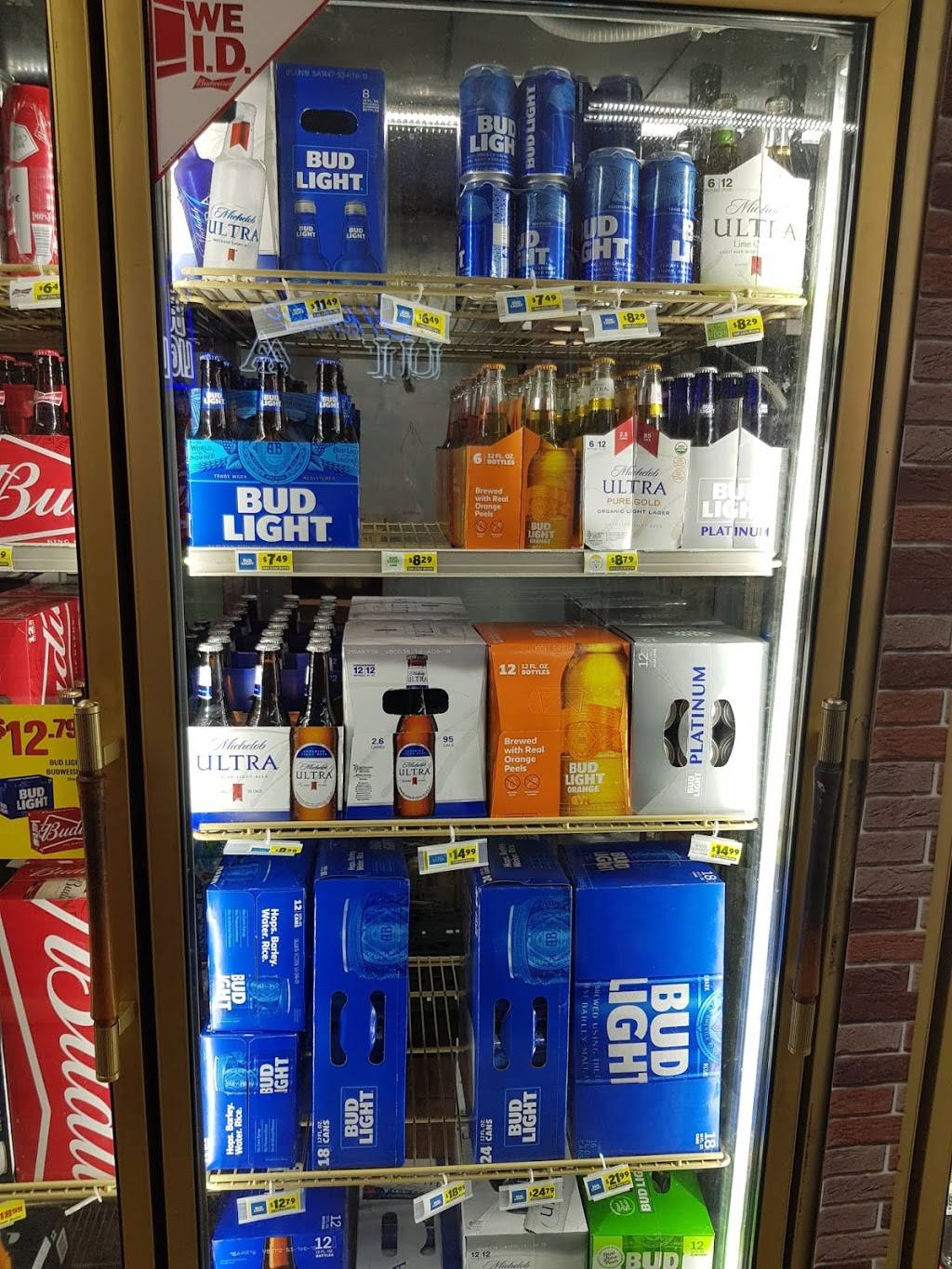 Rains Market & Eatery | restaurant | 106 Rains Ave, Nashville, TN 37203, USA | 6156477466 OR +1 615-647-7466