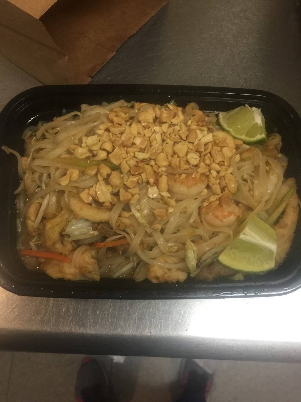 Full House | restaurant | 90 Center Rd, Essex Junction, VT 05452, USA | 8028798989 OR +1 802-879-8989