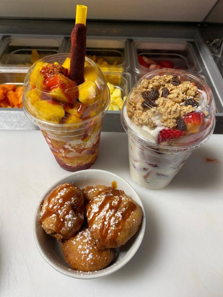 Tamales y Antojitos Mexicanos La Waxolota | restaurant | 3255 Middlefield Rd, Menlo Park, CA 94025, USA | 6502573313 OR +1 650-257-3313