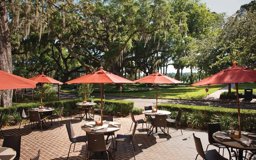 Buffalos | restaurant | 19 Village Park Square, Bluffton, SC 29910, USA | 8437066630 OR +1 843-706-6630