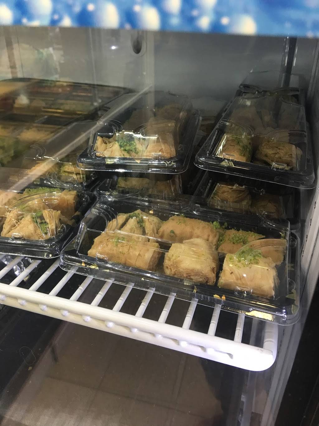 Phoenicia Food Express | restaurant | 439 Mohawk Rd W, Hamilton, ON L9C 1X3, Canada | 9053186126 OR +1 905-318-6126