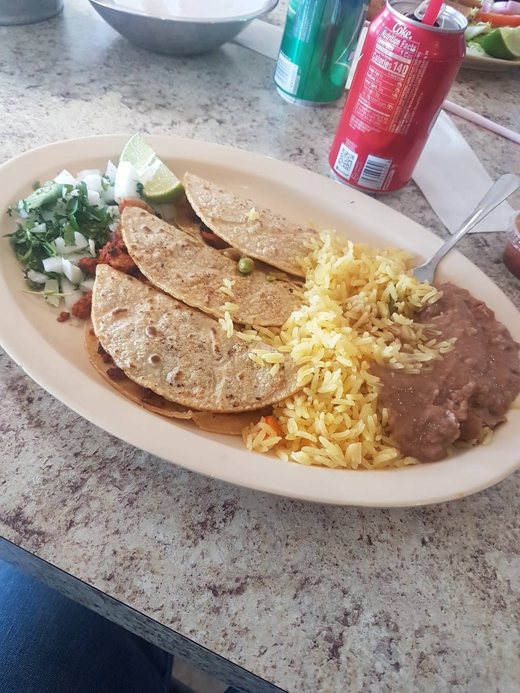 Mariscos 2000 | restaurant | 3068 Forest Ln ste 111, Dallas, TX 75234, USA | 9722432886 OR +1 972-243-2886