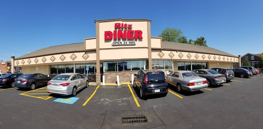 RITZ Diner | restaurant | 8000 Roosevelt Blvd, Philadelphia, PA 19152, USA | 2156138894 OR +1 215-613-8894