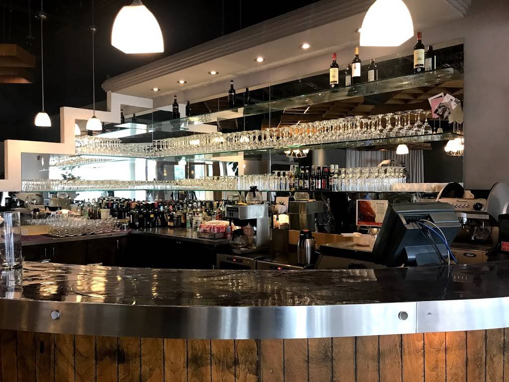 La Grill | meal takeaway | 7880 Keele St, Concord, ON L4K 4G7, Canada | 9057617575 OR +1 905-761-7575