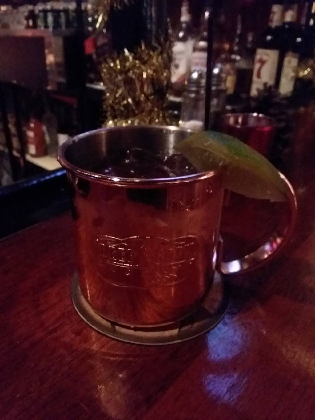 Tar Bar | restaurant | 47 Court St, Plymouth, MA 02360, USA | 7743435623 OR +1 774-343-5623