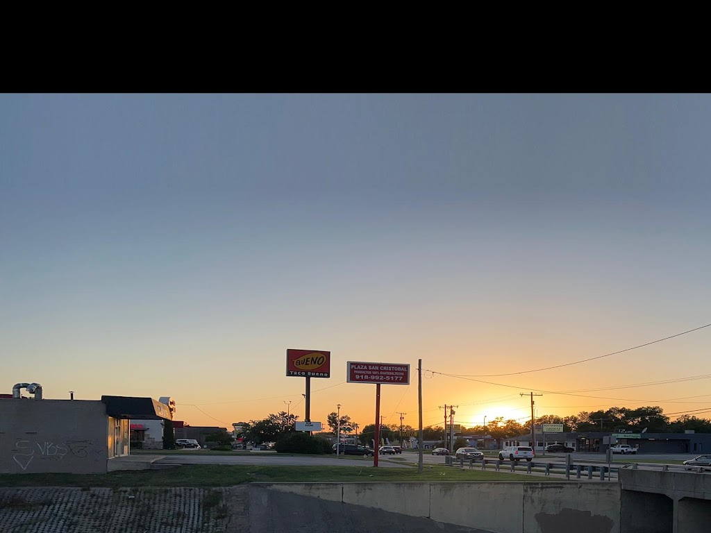 ANTOJITOS GUATEBELLA | restaurant | 10120 E 31st St, Tulsa, OK 74146, USA | 9189314858 OR +1 918-931-4858