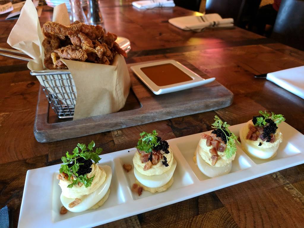 Carson Kitchen | restaurant | 124 S 6th St #100, Las Vegas, NV 89101, USA | 7024739523 OR +1 702-473-9523