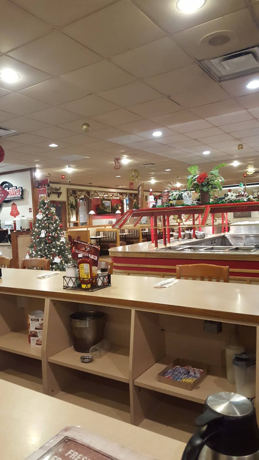 Iron Skillet Restaurant | restaurant | 4230 W US-24, Remington, IN 47977, USA | 2192612172 OR +1 219-261-2172