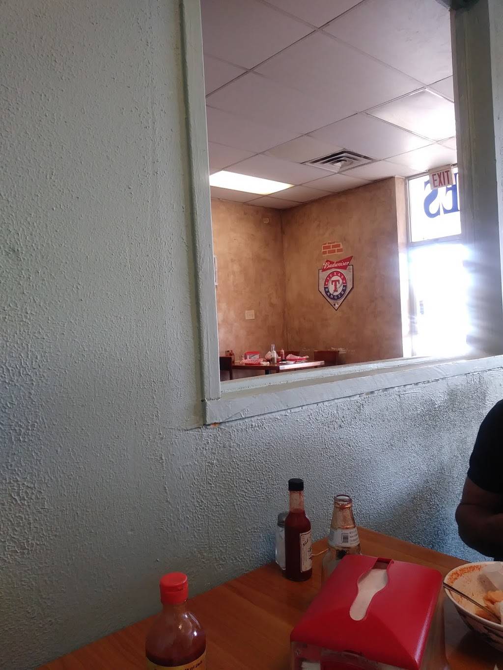 El Jacalito # 3 | restaurant | 1621 New York Ave, Arlington, TX 76010, USA | 8178605313 OR +1 817-860-5313