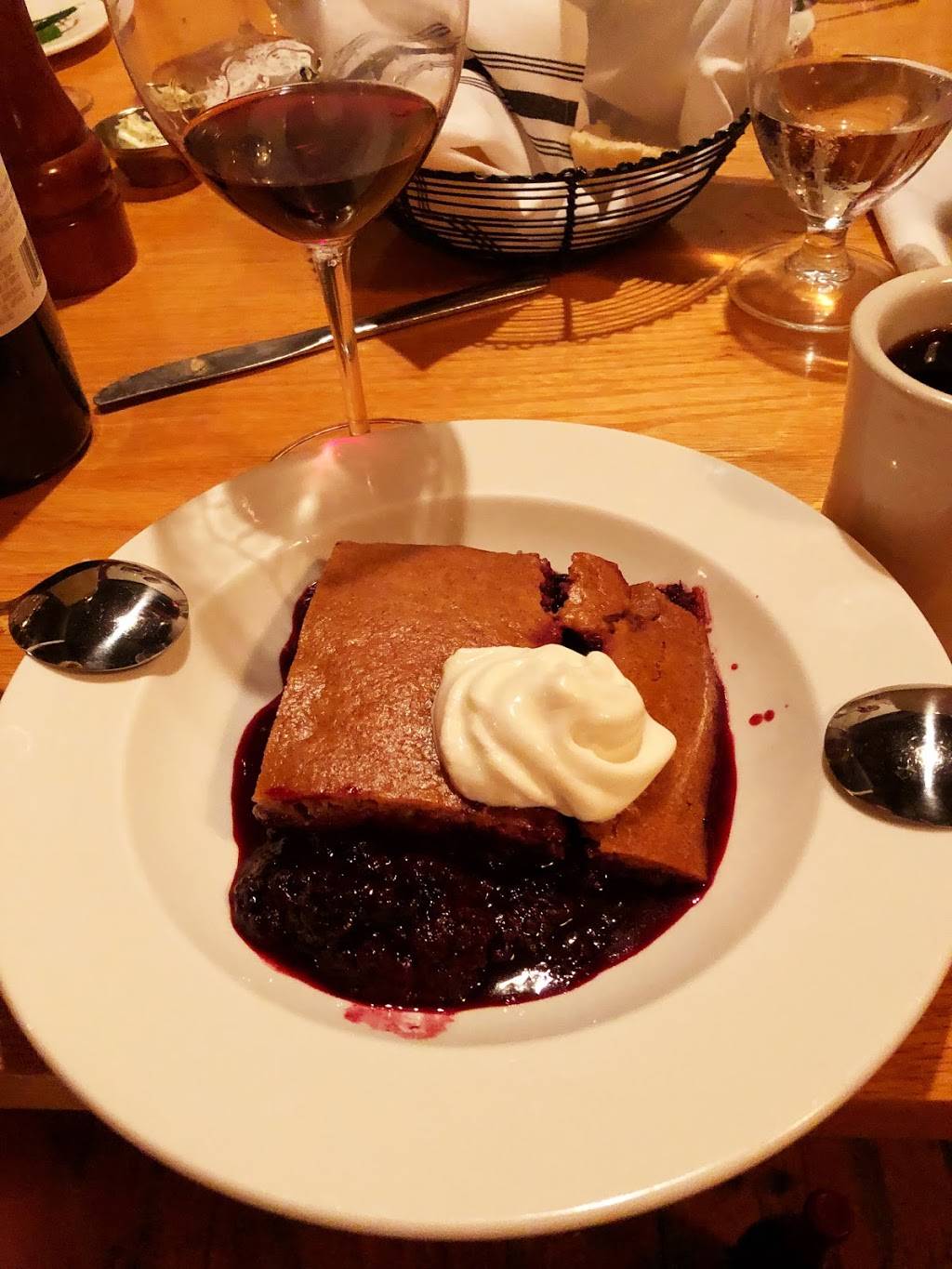 Gardners Seafood & Pasta | restaurant | 111 Thurston Ave NW, Olympia, WA 98501, USA | 3607868466 OR +1 360-786-8466