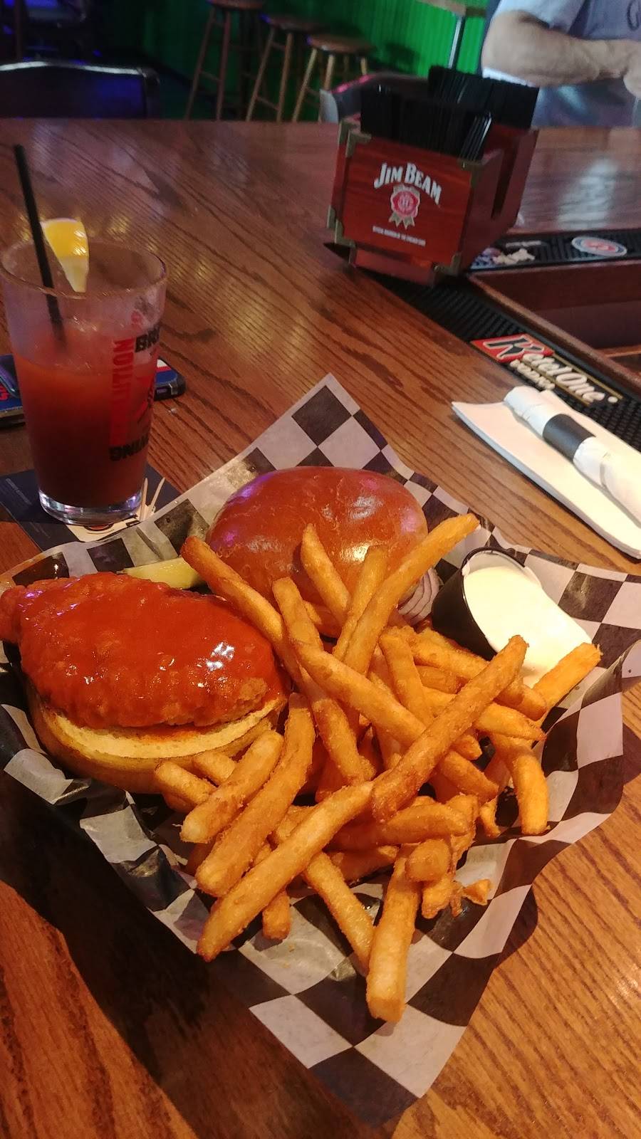 Bricks And Ivy Sports Tavern | restaurant | 2508 US-12, Spring Grove, IL 60081, USA | 8155813889 OR +1 815-581-3889