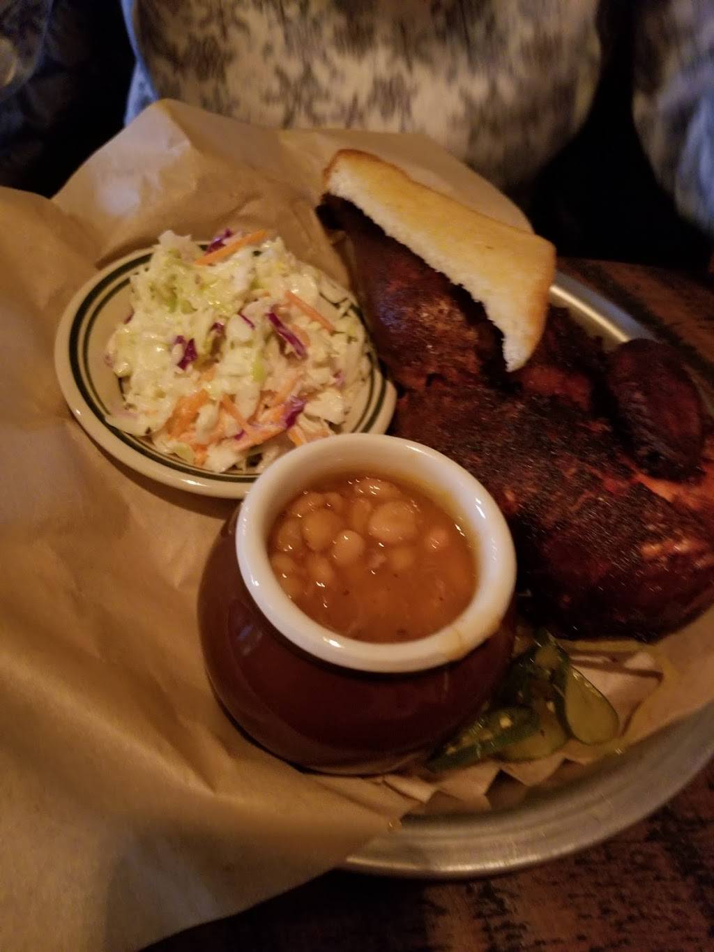 Southern Craft BBQ Bristol | restaurant | 15 Commonwealth Ave, Bristol, VA 24201, USA | 2762855044 OR +1 276-285-5044