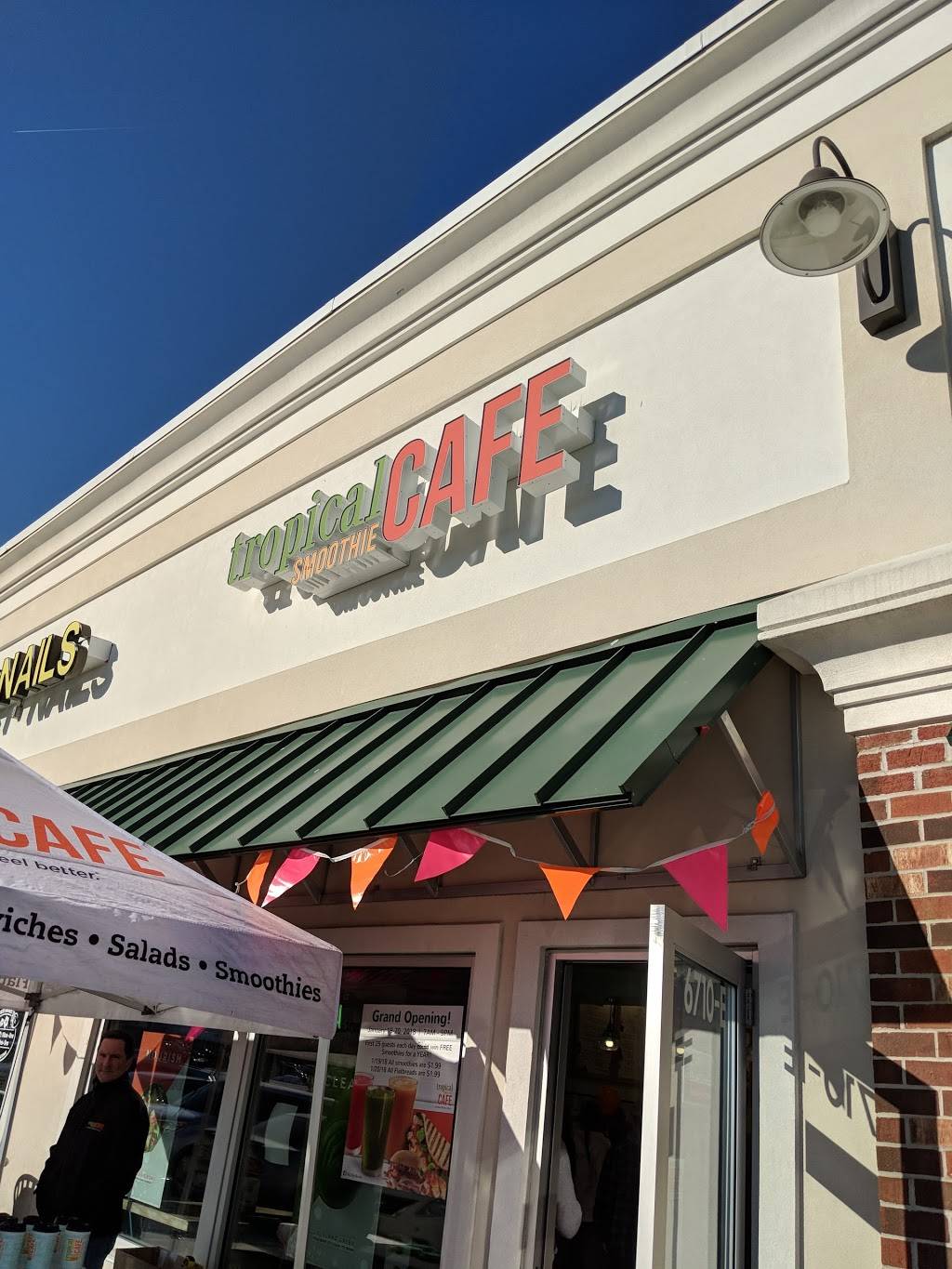 Tropical Smoothie Cafe | restaurant | 6710 Governor Ritchie Hwy, Glen Burnie, MD 21061, USA | 4105534913 OR +1 410-553-4913