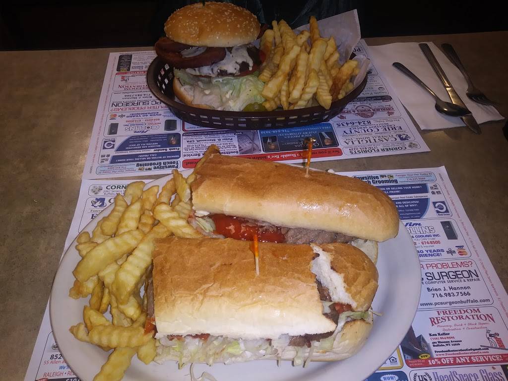 Wayside Family Restaurant | restaurant | 2301 South Park Ave, Buffalo, NY 14220, USA | 7168262279 OR +1 716-826-2279