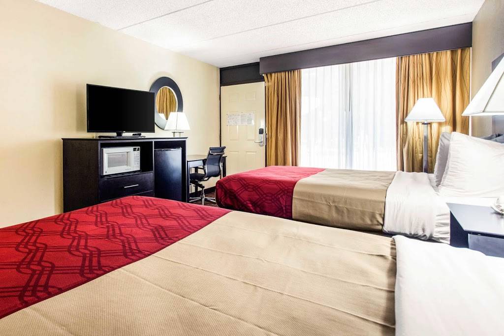 Econo Lodge Asheville Airport | restaurant | 196 Underwood Rd, Fletcher, NC 28732, USA | 8286841200 OR +1 828-684-1200