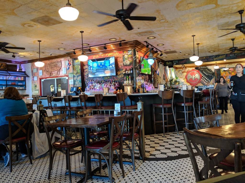 90 Miles Cuban Cafe | cafe | 3333 W Touhy Ave, Lincolnwood, IL 60712, USA | 8476792822 OR +1 847-679-2822