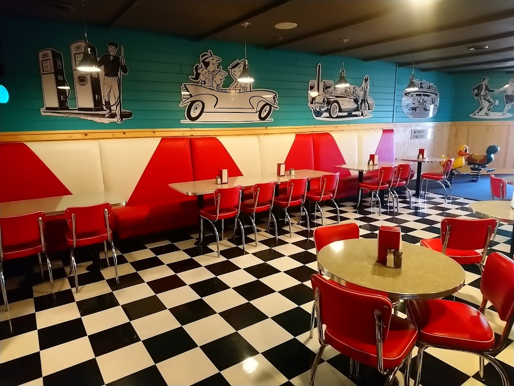 Dutch Mill Cafe | cafe | 206 Main Ave, Tillamook, OR 97141, USA | 5038421277 OR +1 503-842-1277