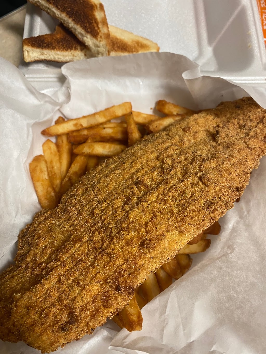 Johnnys Cajun Cafe | restaurant | Gonzales, TX 78629, USA | 8305194222 OR +1 830-519-4222