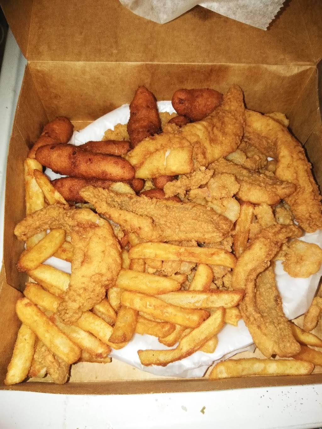 Captain Petes | restaurant | 1855 N Aspen St, Lincolnton, NC 28092, USA | 7042408006 OR +1 704-240-8006