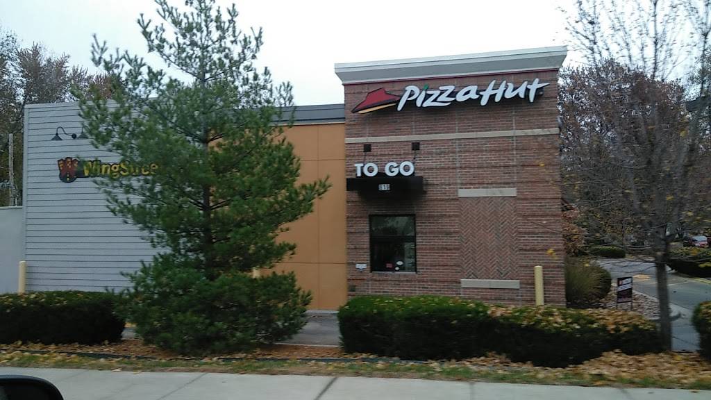 Pizza Hut | meal delivery | 407 N Main St, Lansing, KS 66043, USA | 9137273232 OR +1 913-727-3232
