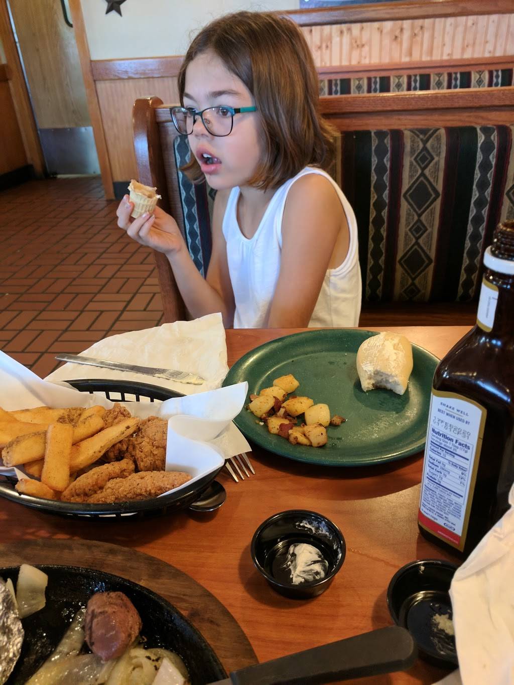 Ponderosa | restaurant | 621 S Mitchell St, Cadillac, MI 49601, USA | 2317793151 OR +1 231-779-3151