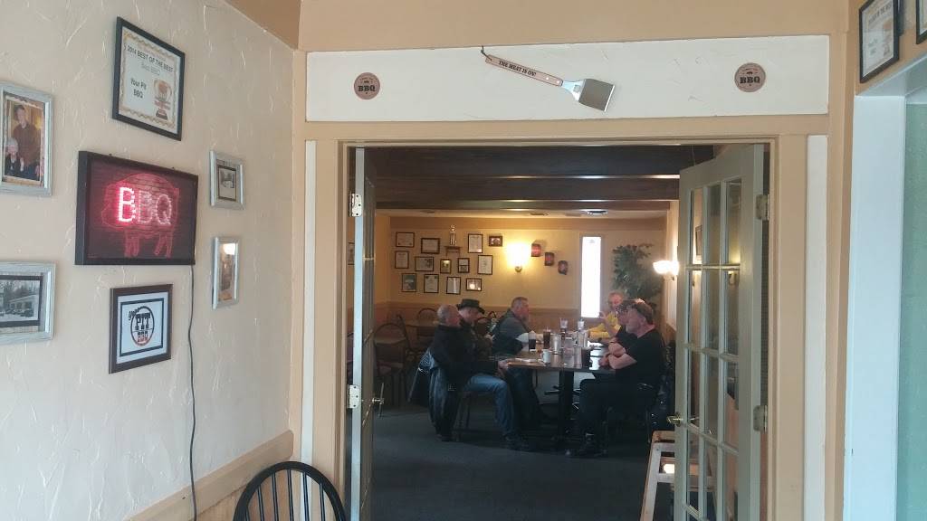 Your Pit BBQ | restaurant | 3909 Liberty Ave, Vermilion, OH 44089, USA | 4409677919 OR +1 440-967-7919
