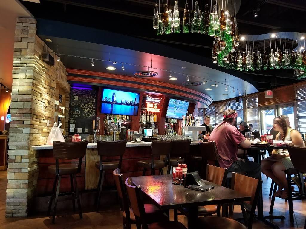 Red Robin Gourmet Burgers and Brews | restaurant | 52 Stephen King Dr, Augusta, ME 04330, USA | 2076234848 OR +1 207-623-4848