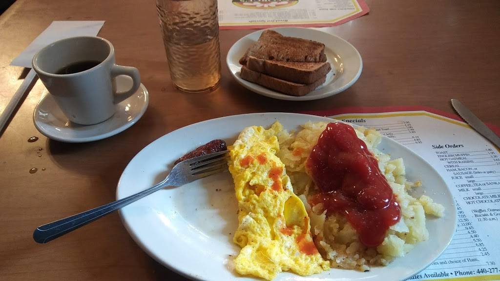 Georges Family Restaurant | restaurant | 2170 N Ridge Rd, Elyria, OH 44035, USA | 4402775838 OR +1 440-277-5838