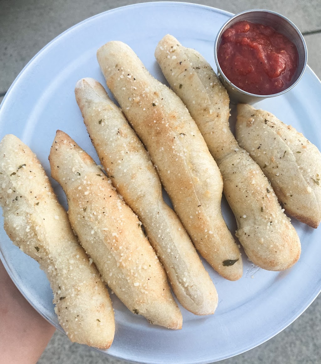 Hometeam Pizza | restaurant | 4611 Alabama Ave, Nashville, TN 37209, USA | 6159206968 OR +1 615-920-6968